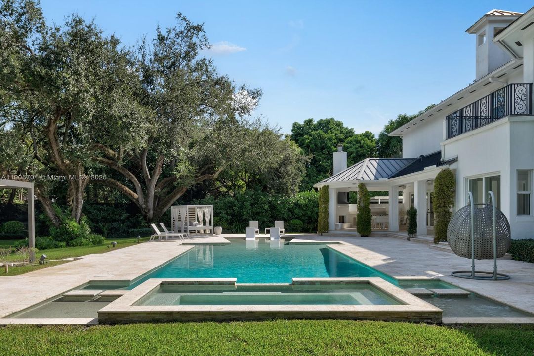 En Renta: $40,000 (5 camas, 5 baños, 7481 Pies cuadrados)