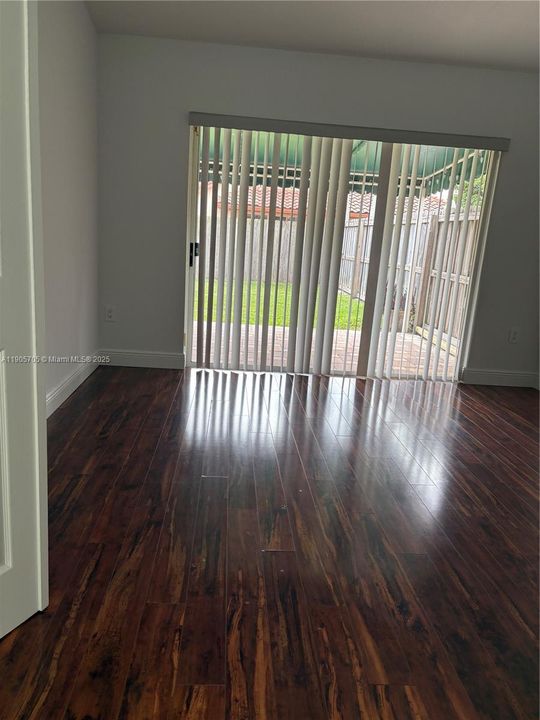 For Rent: $5,000 (3 beds, 2 baths, 1905 Square Feet)