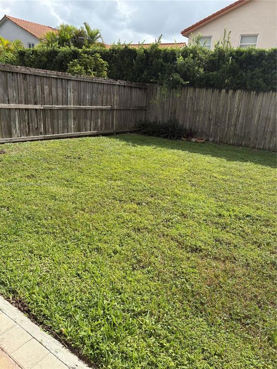 For Rent: $5,000 (3 beds, 2 baths, 1905 Square Feet)