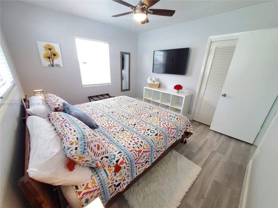 合同活跃: $480,000 (3 贝兹, 2 浴室, 1119 平方英尺)