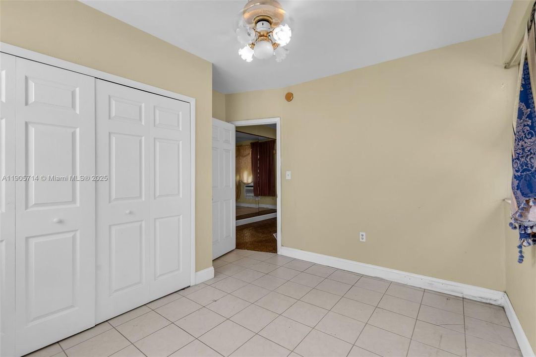 Active With Contract: $549,900 (0 beds, 0 baths, 2356 Square Feet)