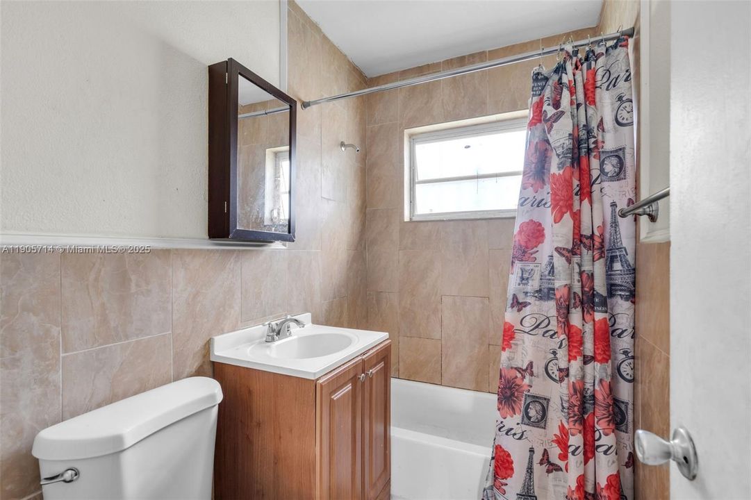 Active With Contract: $549,900 (0 beds, 0 baths, 2356 Square Feet)