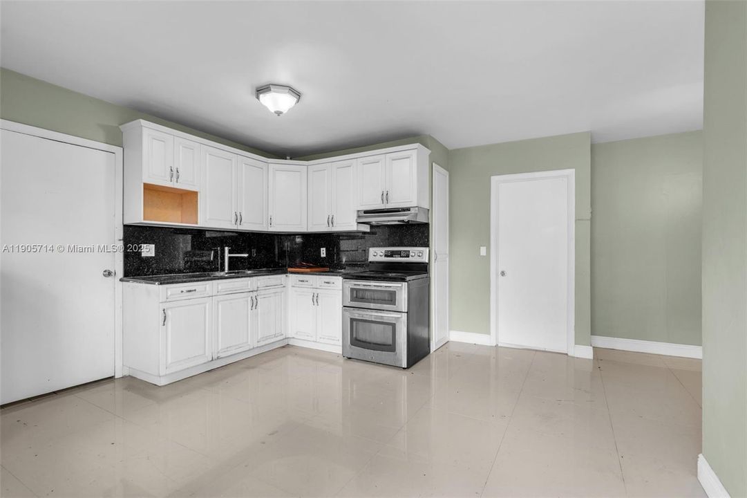 Active With Contract: $549,900 (0 beds, 0 baths, 2356 Square Feet)