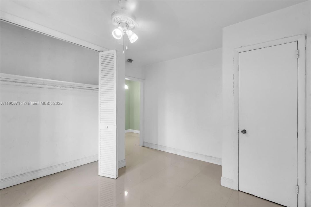 Active With Contract: $549,900 (0 beds, 0 baths, 2356 Square Feet)