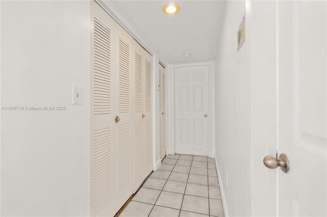 En Renta: $2,200 (2 camas, 2 baños, 1113 Pies cuadrados)