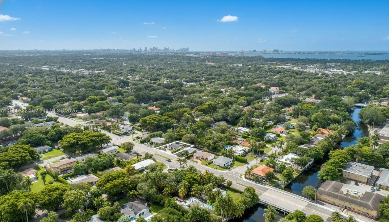 待售: $1,139,000 (5 贝兹, 3 浴室, 1786 平方英尺)