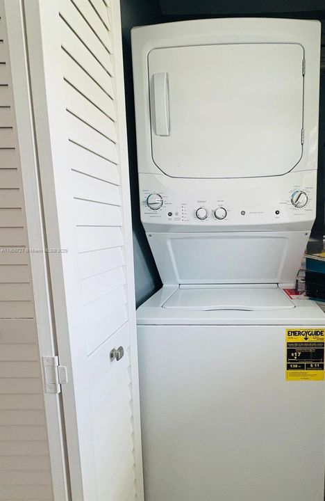 Active With Contract: $524,999 (3 beds, 1 baths, 1012 Square Feet)