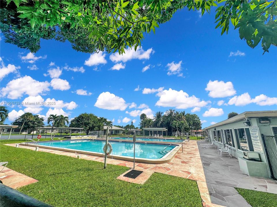 Activo con contrato: $2,775 (2 camas, 2 baños, 1118 Pies cuadrados)