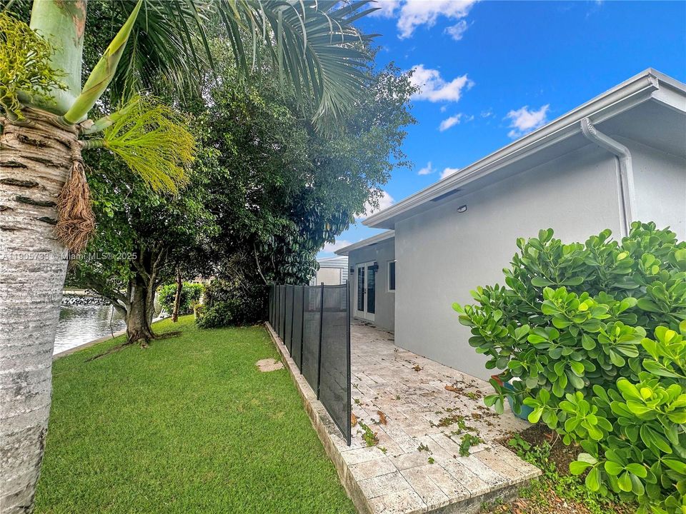 Activo con contrato: $2,775 (2 camas, 2 baños, 1118 Pies cuadrados)