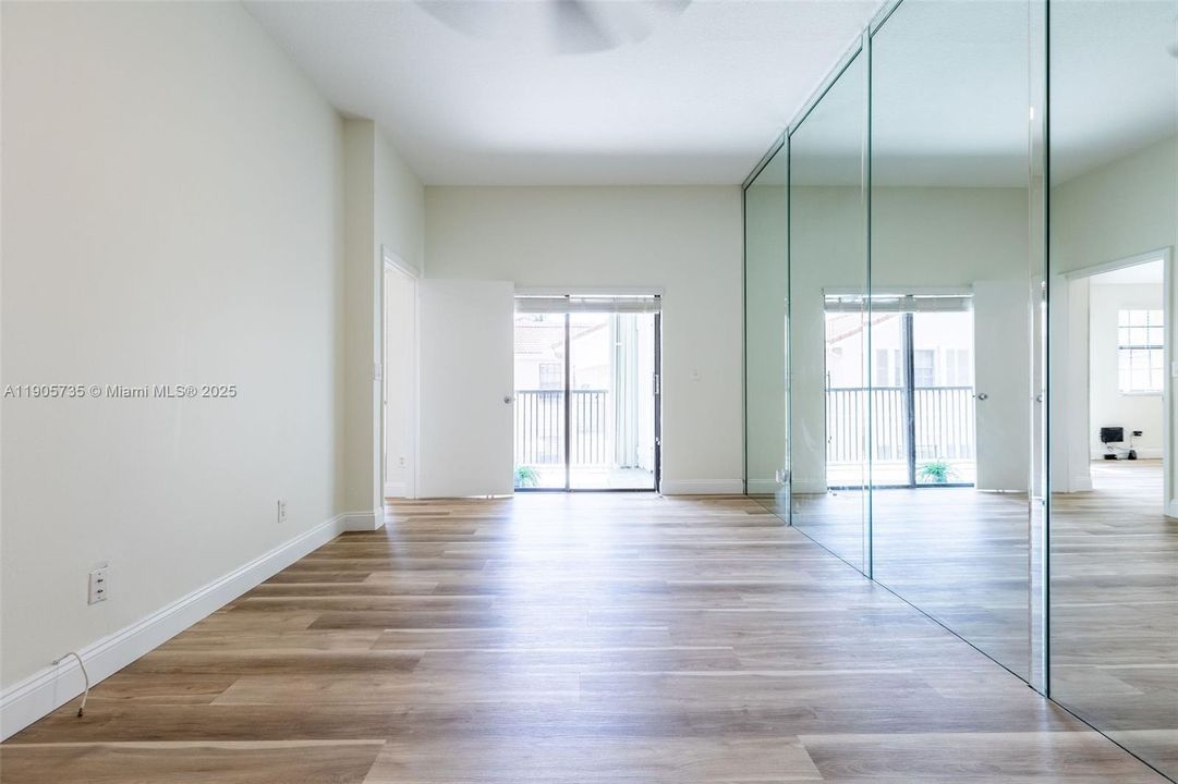 待售: $360,000 (2 贝兹, 2 浴室, 1115 平方英尺)