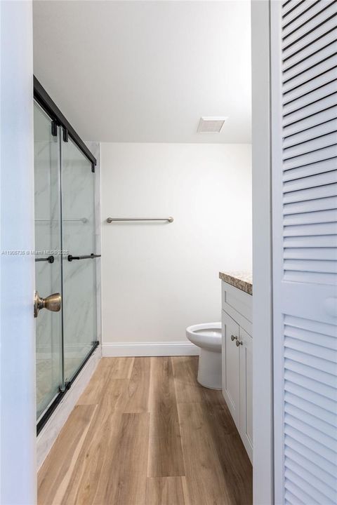 待售: $360,000 (2 贝兹, 2 浴室, 1115 平方英尺)