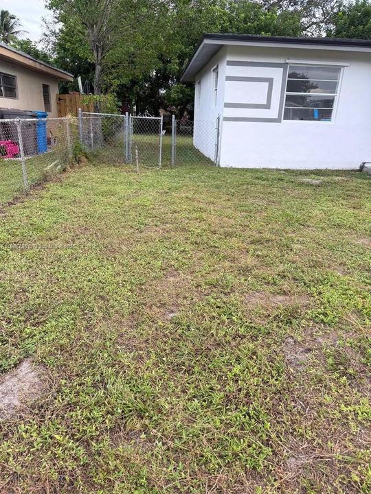 待售: $460,000 (3 贝兹, 2 浴室, 1358 平方英尺)