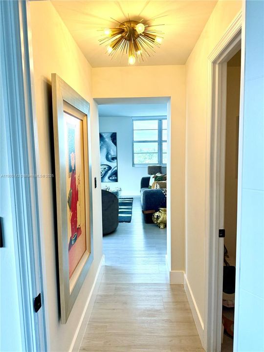 待售: $560,000 (1 贝兹, 1 浴室, 900 平方英尺)