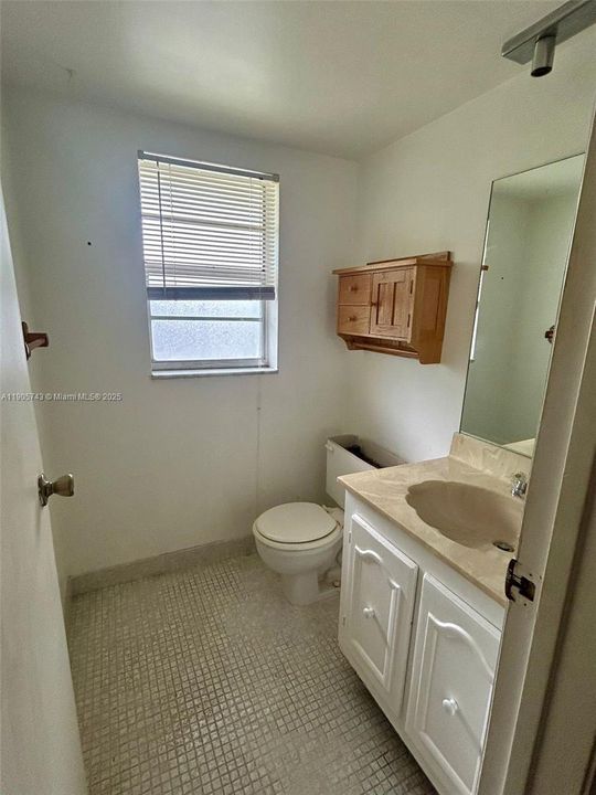 На продажу: $77,000 (1 спален, 1 ванн, 0 Квадратных фут)