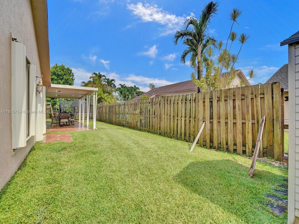 For Rent: $4,500 (4 beds, 2 baths, 2102 Square Feet)