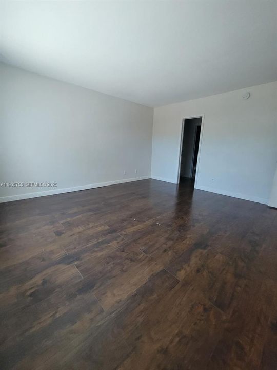 For Rent: $1,900 (2 beds, 2 baths, 1360 Square Feet)