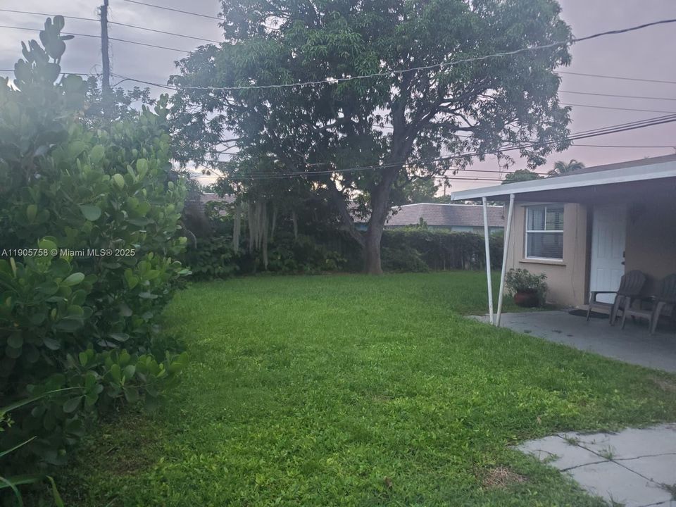 For Rent: $2,900 (3 beds, 2 baths, 1312 Square Feet)