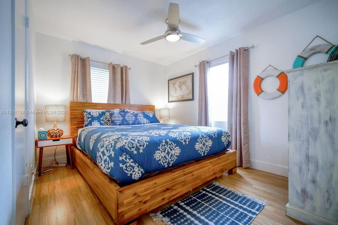 For Rent: $2,900 (3 beds, 2 baths, 1312 Square Feet)