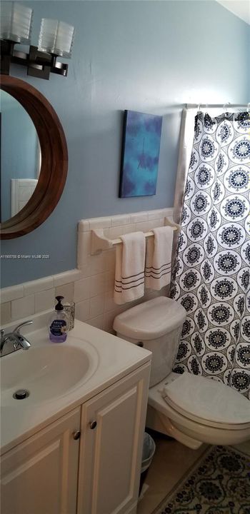 For Rent: $2,900 (3 beds, 2 baths, 1312 Square Feet)