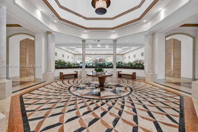 For Rent: $19,500 (3 beds, 3 baths, 2605 Square Feet)