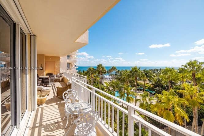 For Rent: $19,500 (3 beds, 3 baths, 2605 Square Feet)