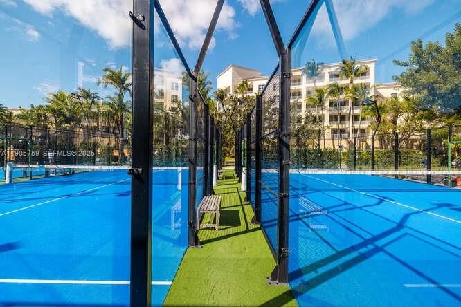 For Rent: $19,500 (3 beds, 3 baths, 2605 Square Feet)