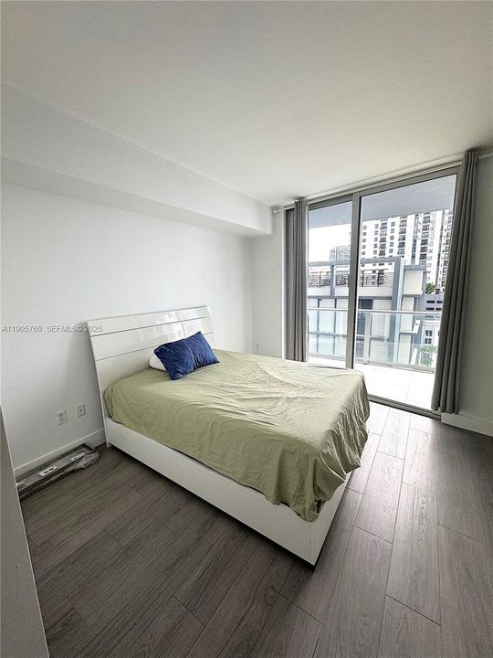 出租: $2,700 (1 贝兹, 1 浴室, 648 平方英尺)