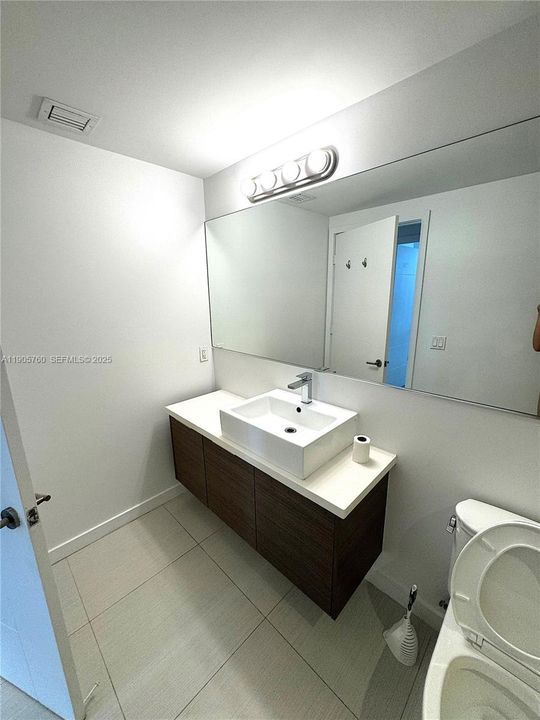 出租: $2,700 (1 贝兹, 1 浴室, 648 平方英尺)