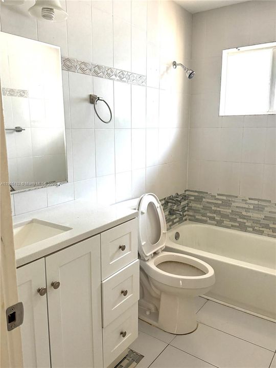 For Rent: $2,400 (3 beds, 2 baths, 0 Square Feet)