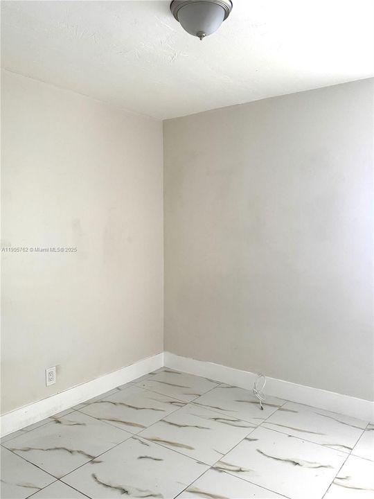 For Rent: $2,400 (3 beds, 2 baths, 0 Square Feet)