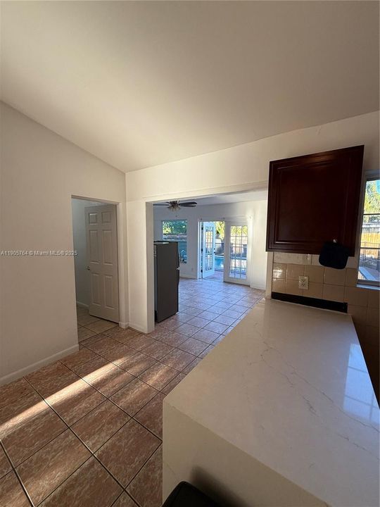 For Rent: $3,300 (3 beds, 2 baths, 1382 Square Feet)