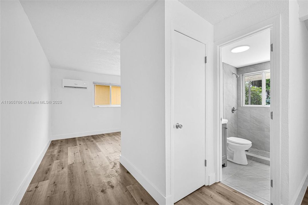 待售: $599,999 (4 贝兹, 2 浴室, 1462 平方英尺)