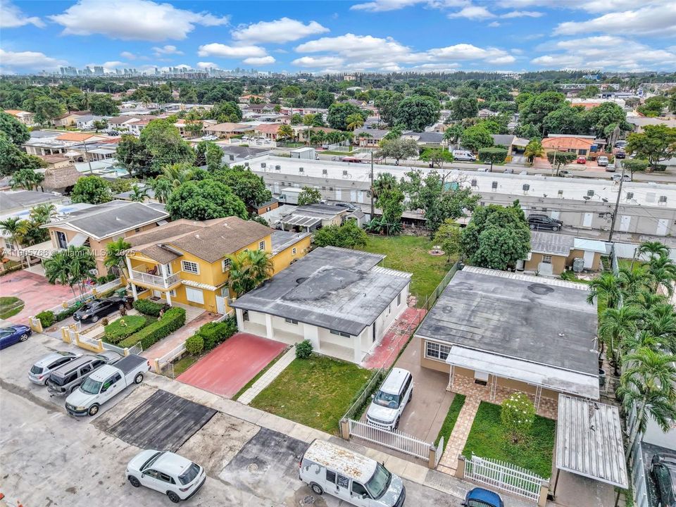 待售: $599,999 (4 贝兹, 2 浴室, 1462 平方英尺)