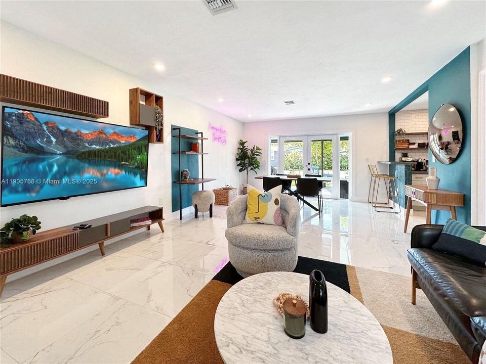 待售: $699,000 (3 贝兹, 2 浴室, 1188 平方英尺)