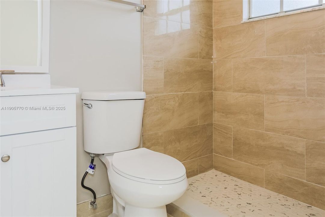 Recently Rented: $2,470 (4 beds, 2 baths, 1292 Square Feet)