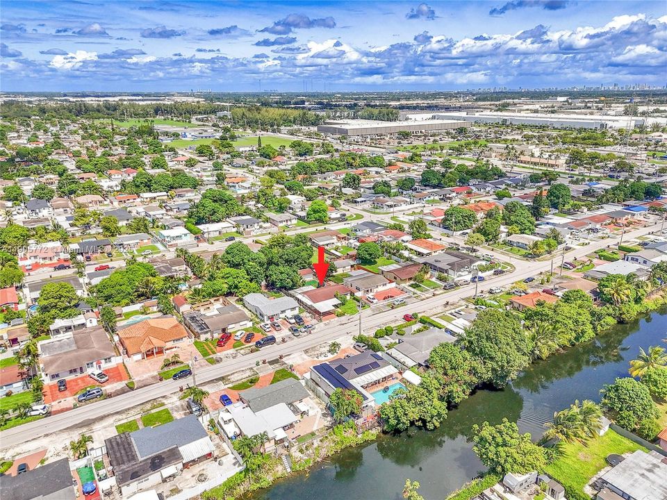 For Sale: $615,000 (4 beds, 3 baths, 1753 Square Feet)