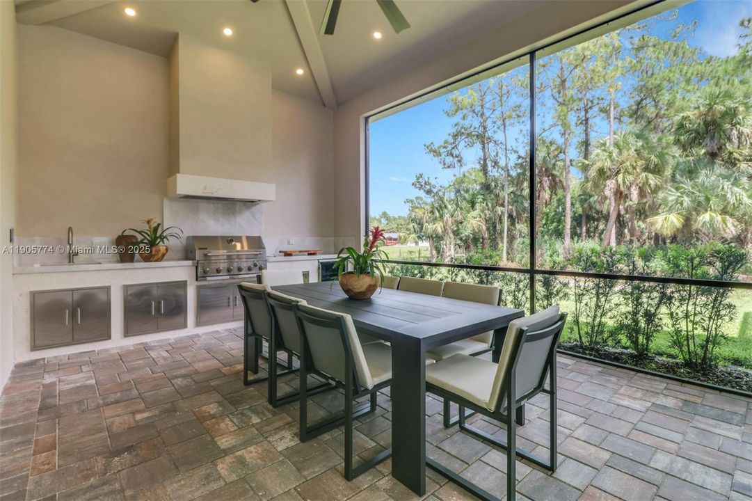 For Sale: $2,350,000 (5 beds, 4 baths, 3766 Square Feet)