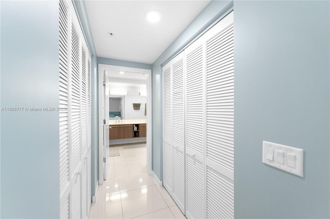 For Rent: $3,850 (3 beds, 3 baths, 1684 Square Feet)