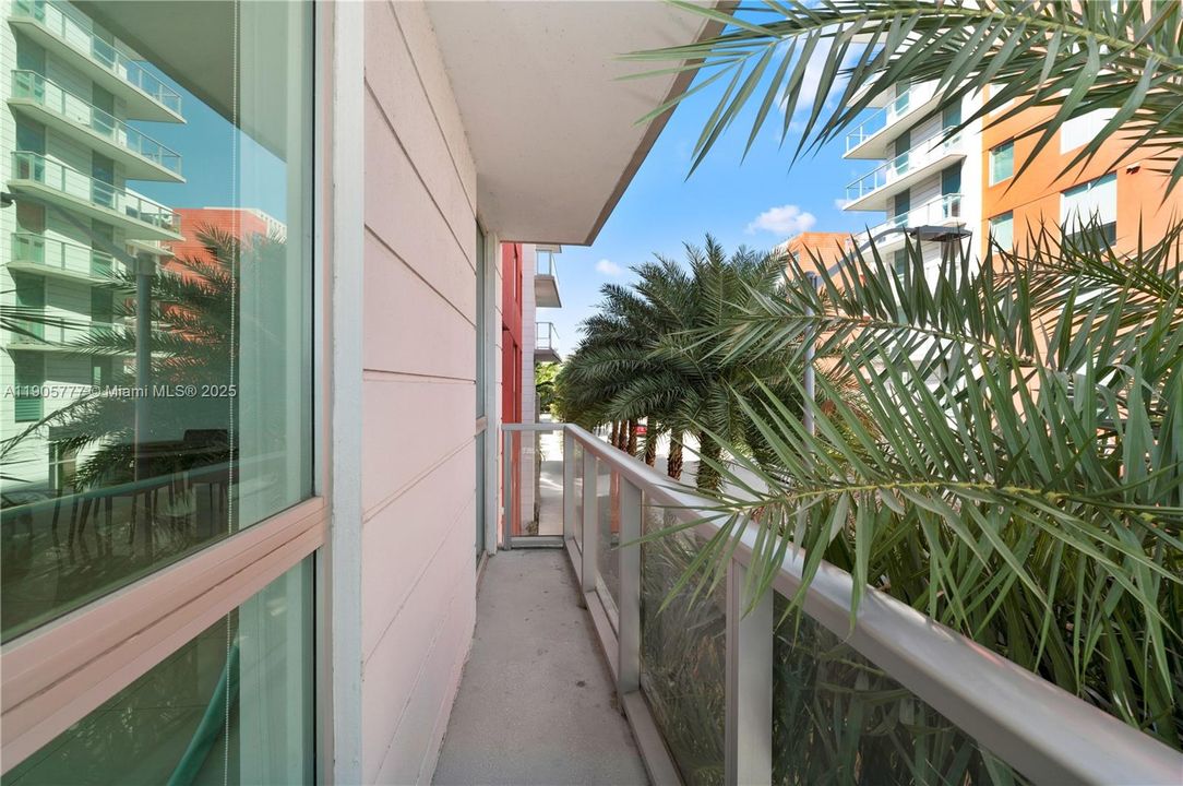 For Rent: $3,850 (3 beds, 3 baths, 1684 Square Feet)