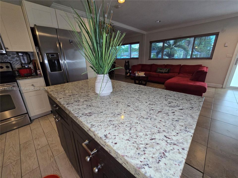 Active With Contract: $700,000 (4 beds, 3 baths, 1710 Square Feet)