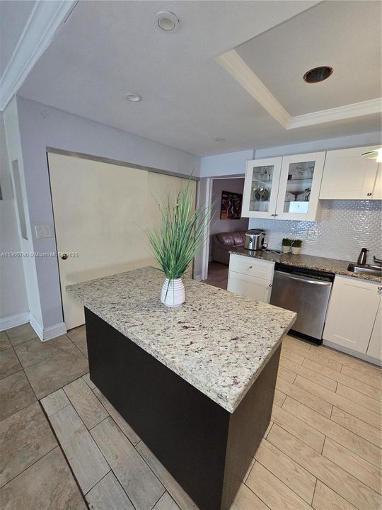 Active With Contract: $700,000 (4 beds, 3 baths, 1710 Square Feet)