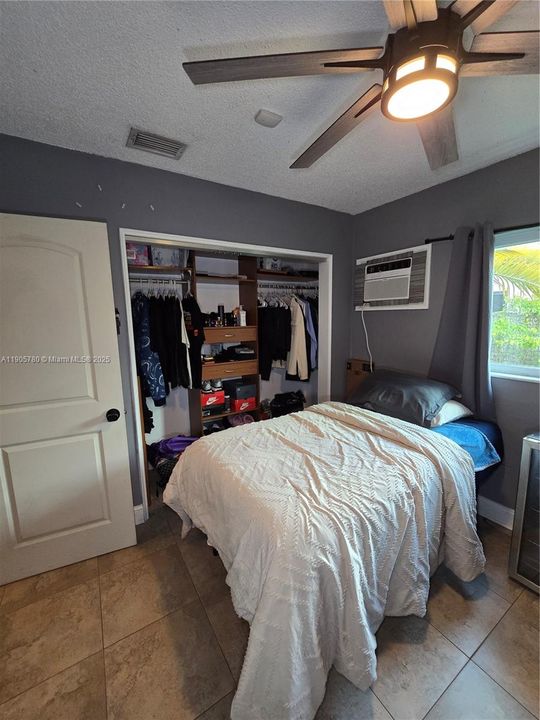 Active With Contract: $700,000 (4 beds, 3 baths, 1710 Square Feet)