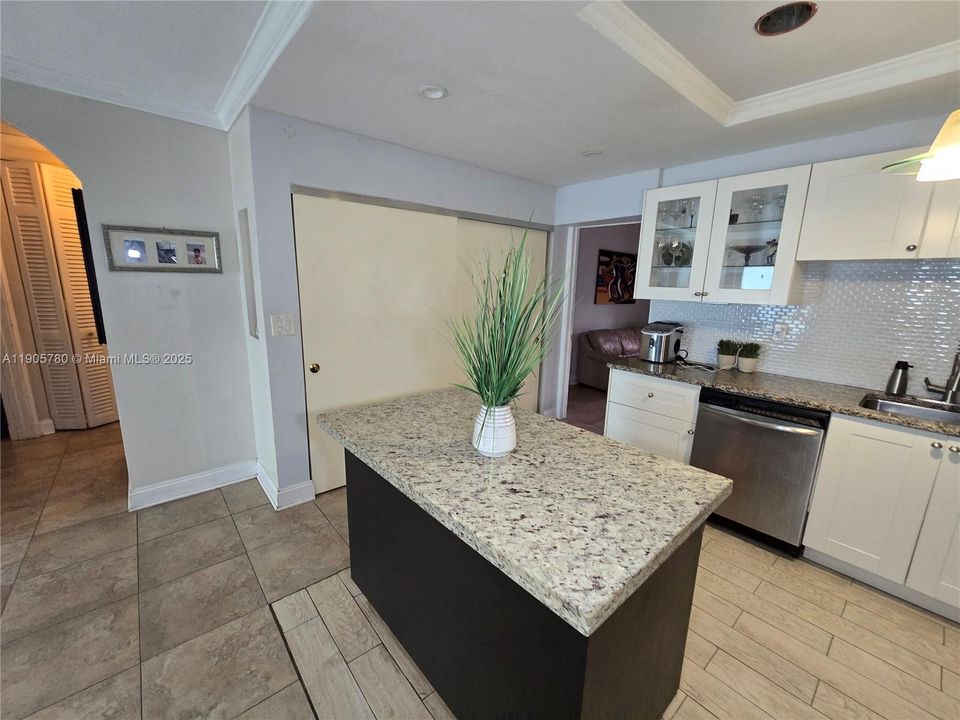 Active With Contract: $700,000 (4 beds, 3 baths, 1710 Square Feet)