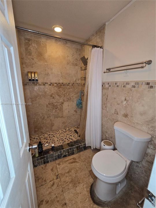 Active With Contract: $700,000 (4 beds, 3 baths, 1710 Square Feet)