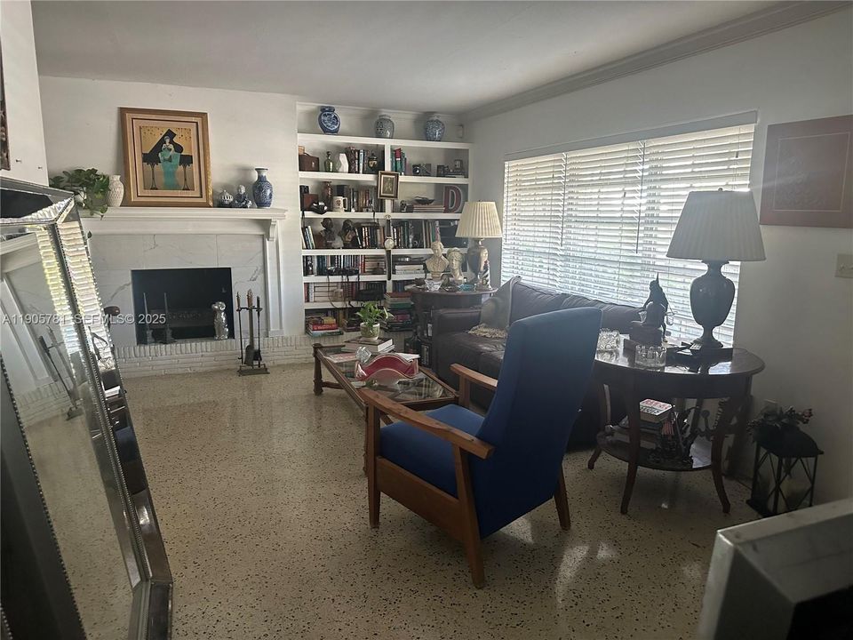 待售: $599,000 (3 贝兹, 2 浴室, 1496 平方英尺)