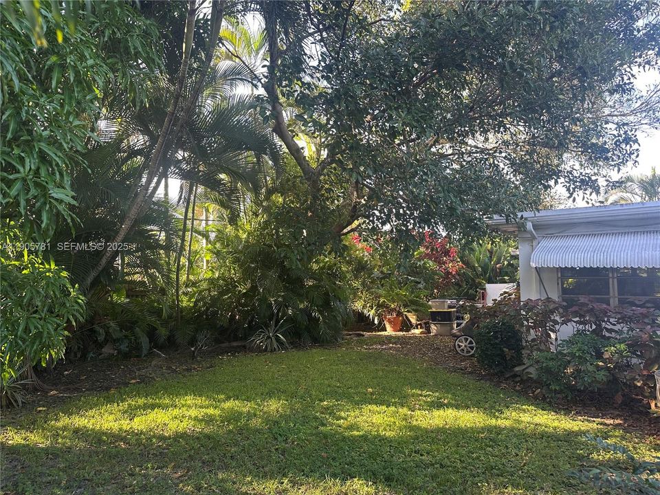 待售: $599,000 (3 贝兹, 2 浴室, 1496 平方英尺)