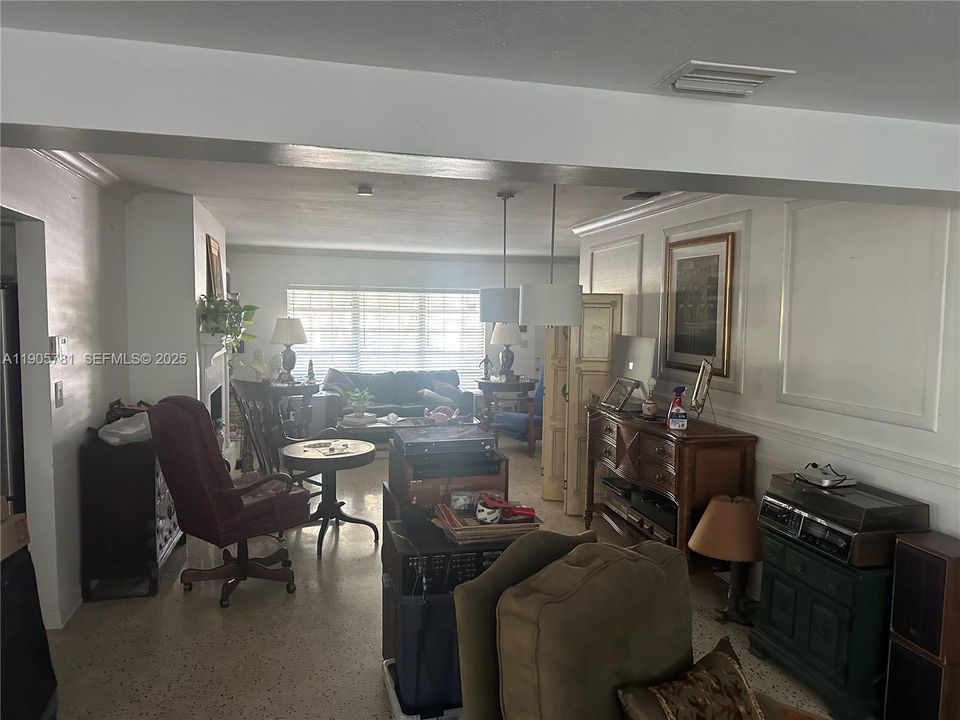 待售: $599,000 (3 贝兹, 2 浴室, 1496 平方英尺)