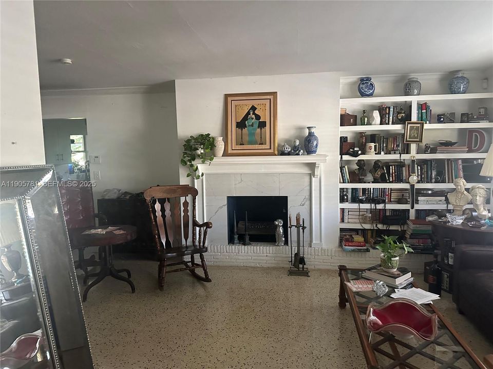 待售: $599,000 (3 贝兹, 2 浴室, 1496 平方英尺)