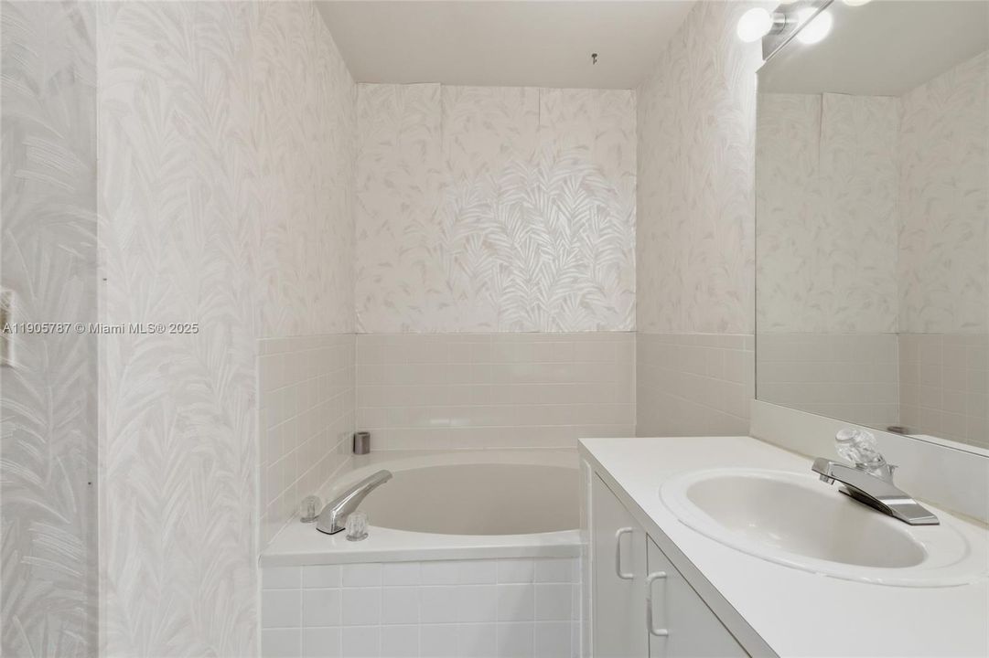 На продажу: $509,990 (3 спален, 2 ванн, 1609 Квадратных фут)