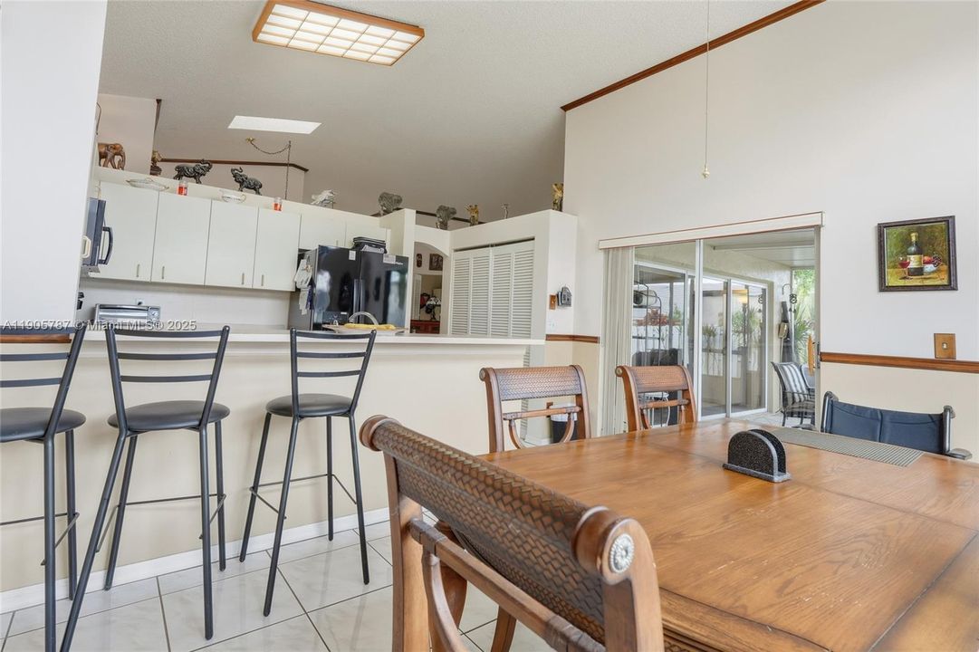 На продажу: $509,990 (3 спален, 2 ванн, 1609 Квадратных фут)